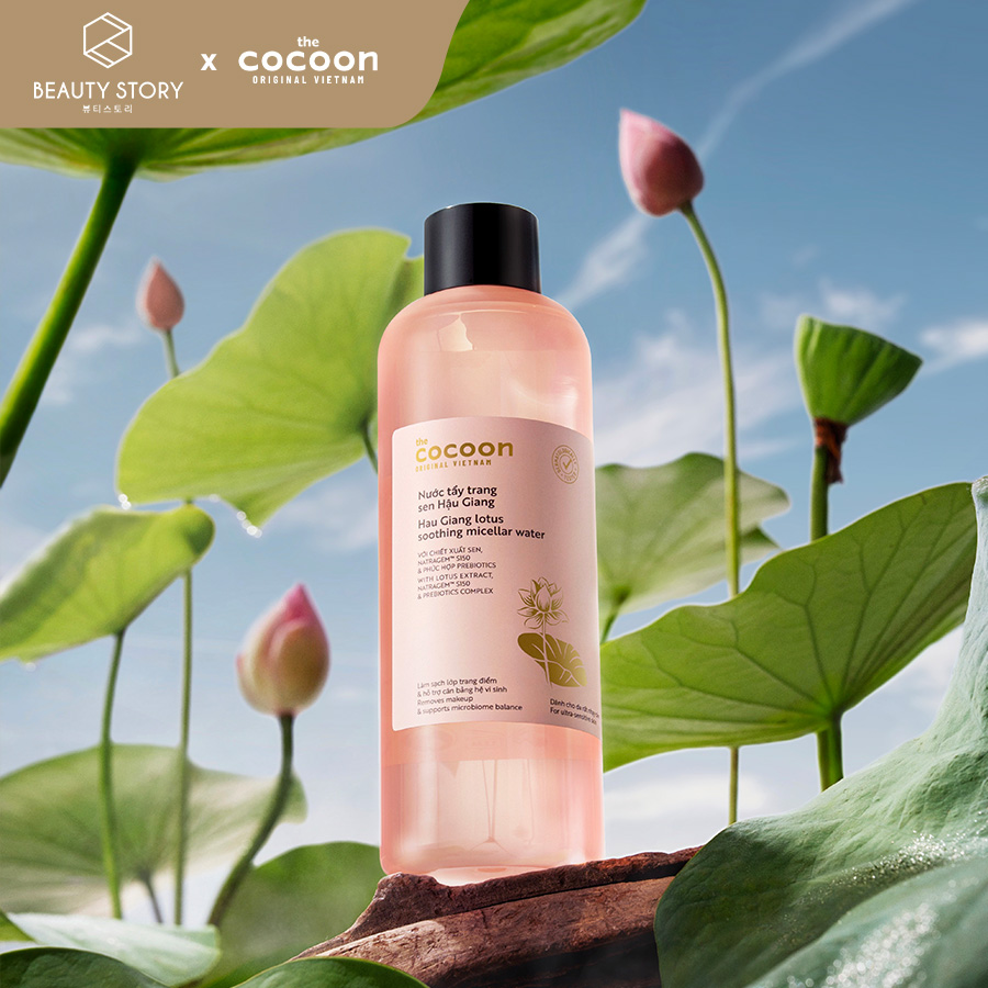 Nước tẩy trang sen